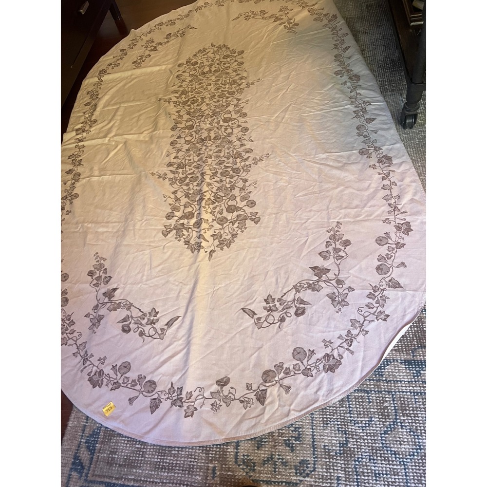 Belgium Oval Reversible Tablecloth 93x 55 Floral Jacquard Cotton Viscose 64x96 - Picture 7 of 7